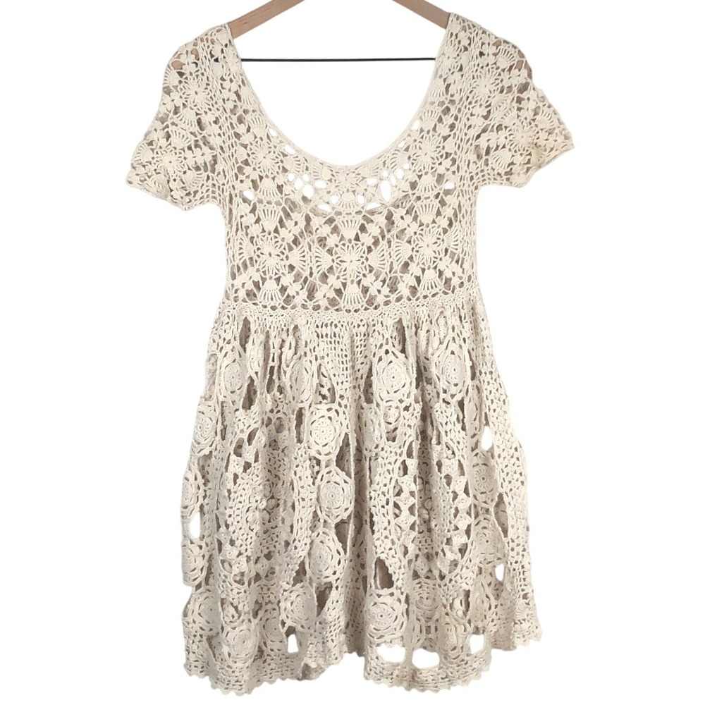 Knitted & Knotted Anthropologie Crochet Mini Dress Sz XS Ivory Boho Taylor Swift